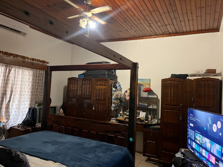 3 Bedroom Property for Sale in Kanoneiland Northern Cape
